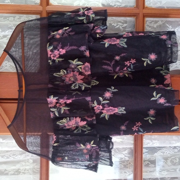 BB Dakota Tops - BB DAKOTA top